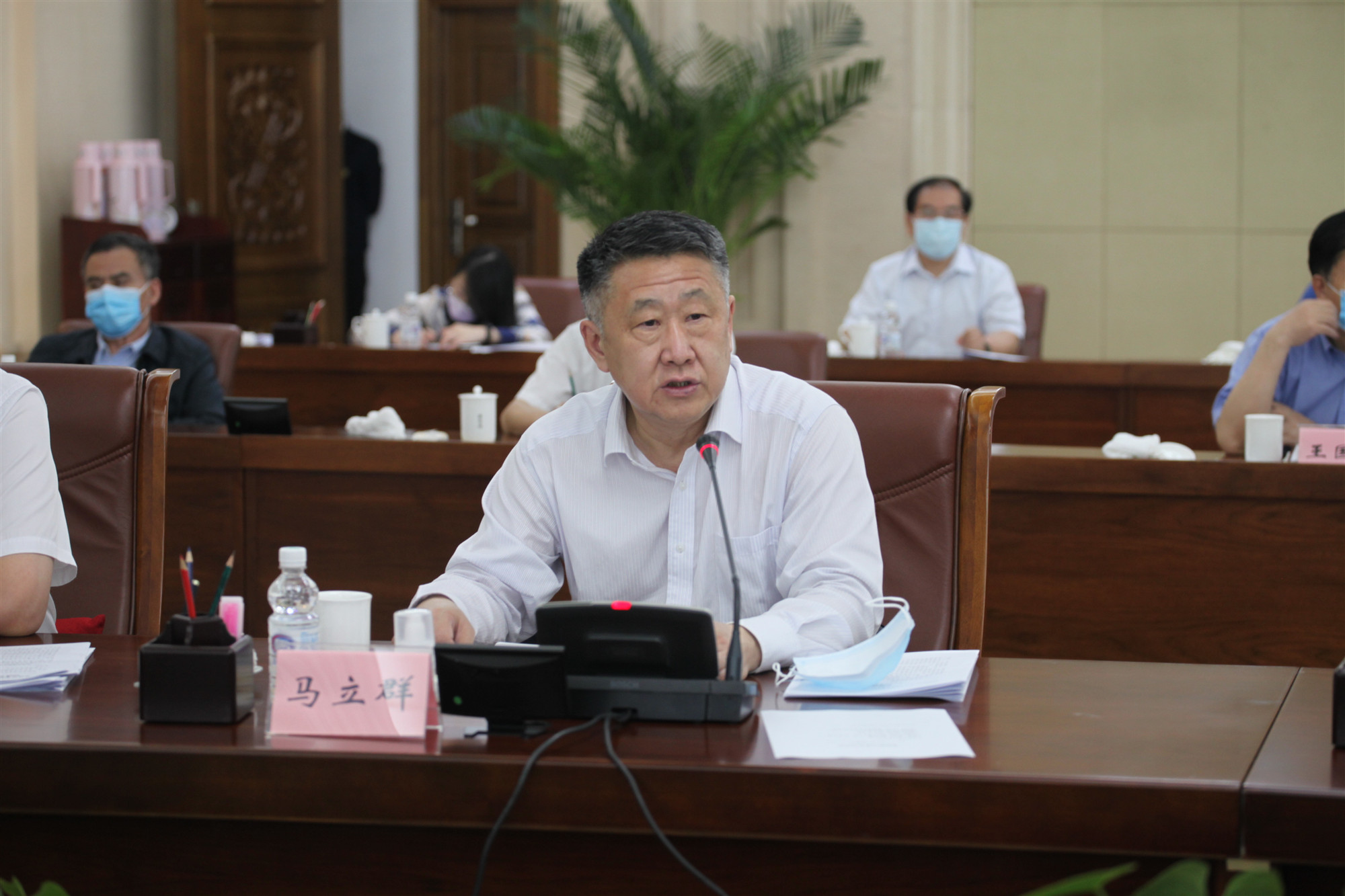 6省政协副主席马立群出席会议并发言.jpg