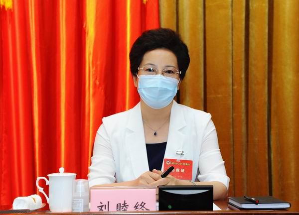 10省政协副主席刘睦终出席会议.jpg